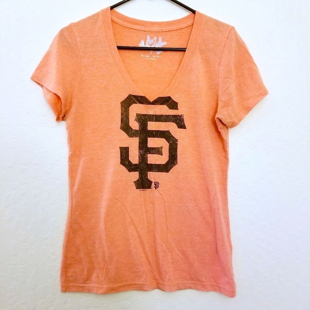 SF Giants orange v-neck short sleeve tee, women’s size small
